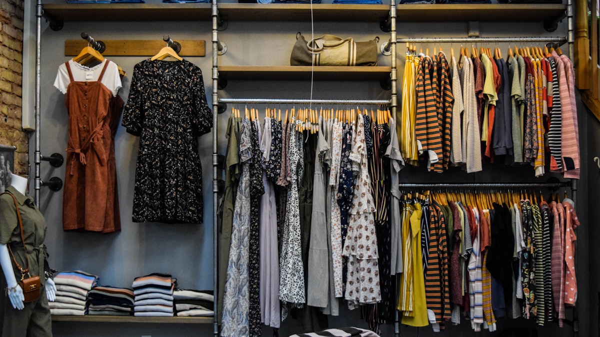 La crescita di Gucci negli Stati Uniti è stata trainata dalle nuove linee di borse, mentre il gruppo riduce il numero delle boutique.